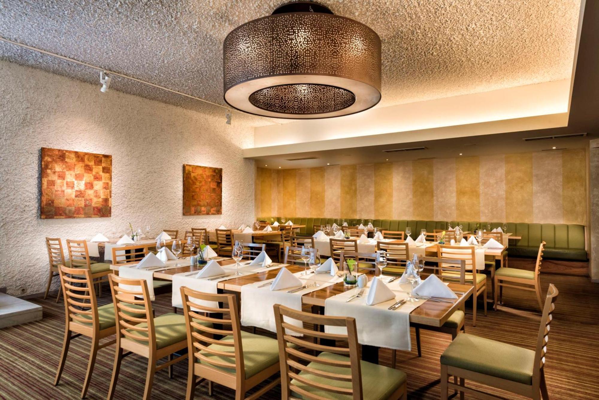 Hotel Western Premier Parkhotel 4*