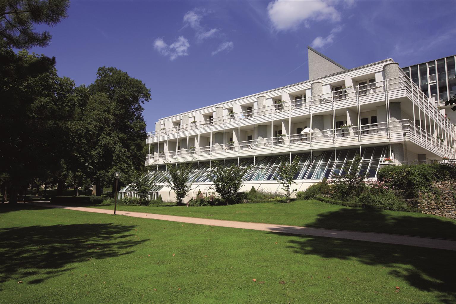 Western Premier Parkhotel 4*
